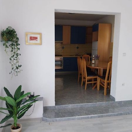 Apartments Josip Baška Voda المظهر الخارجي الصورة
