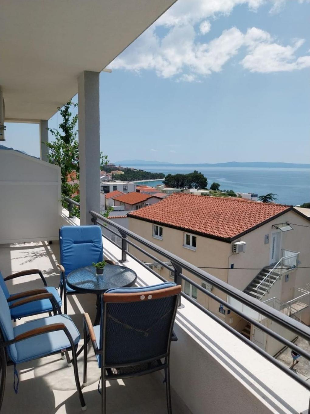 Apartments Josip Baška Voda المظهر الخارجي الصورة