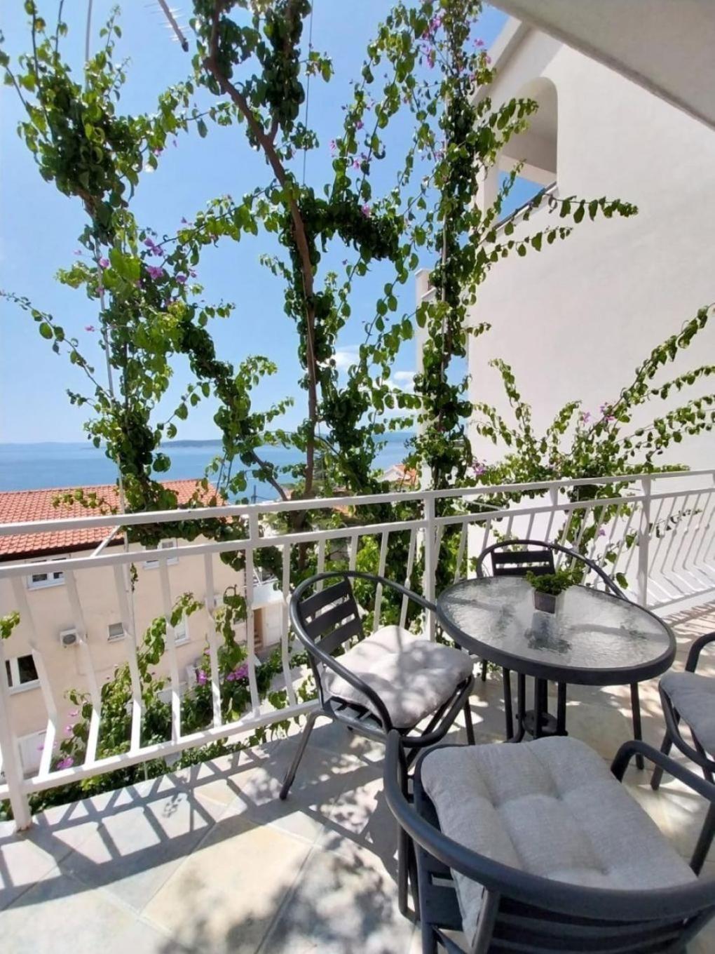 Apartments Josip Baška Voda المظهر الخارجي الصورة